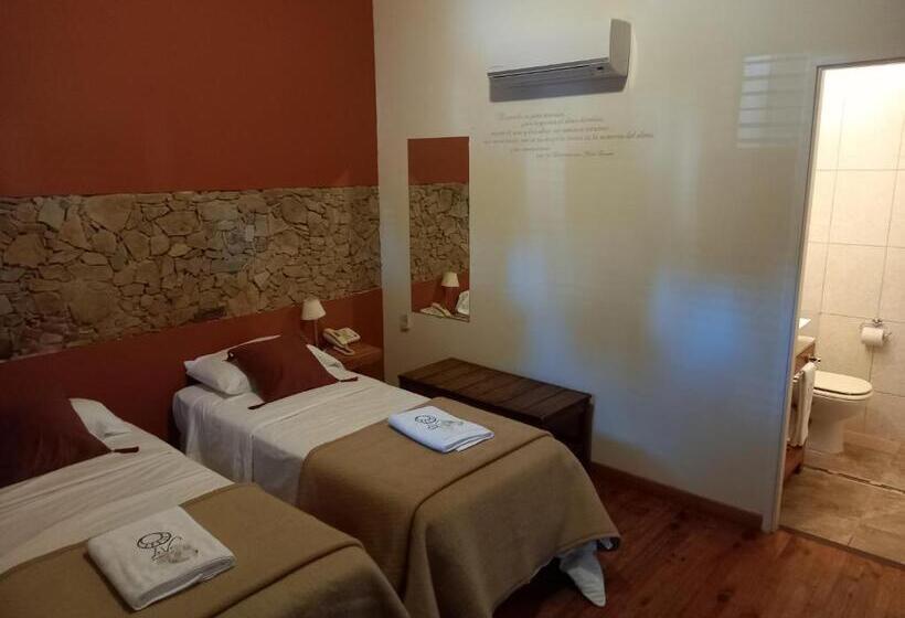 带大床的高级房间, Posada Boutique Le Vrero