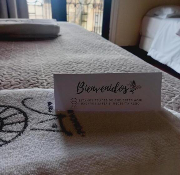 标准间带阳台, Posada Boutique Le Vrero