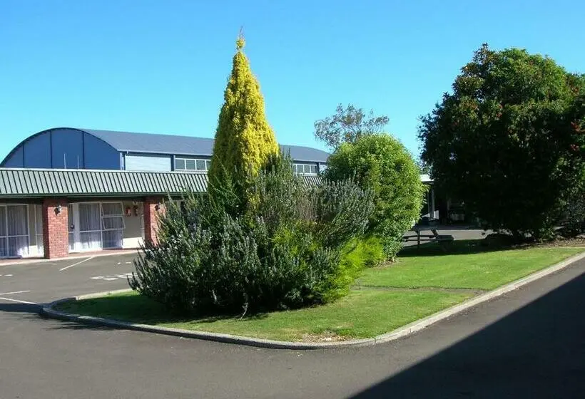 スタンダードスタジオ, Palmerston North Motel