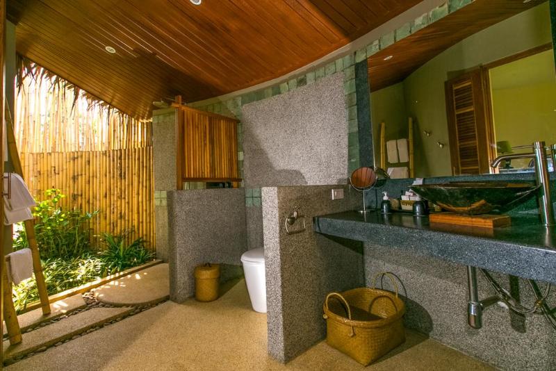 غرفة ديلوكس مطلة على النهر, Ban U Thong Accommodations