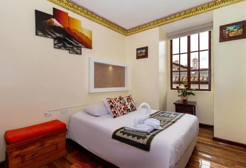 Superior-huone, Friends Hotel & Rooftop Historic Center & Museums
