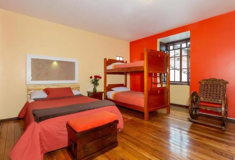 Standard Kolmen Hengen Huone, Friends Hotel & Rooftop Historic Center & Museums