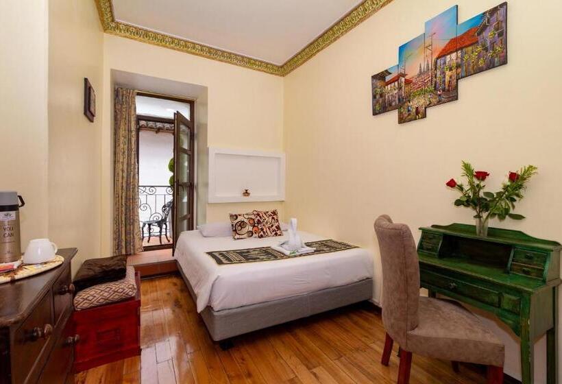 חדר דלוקס עם מרפסת, Friends Hotel & Rooftop   Historic Center & Museums