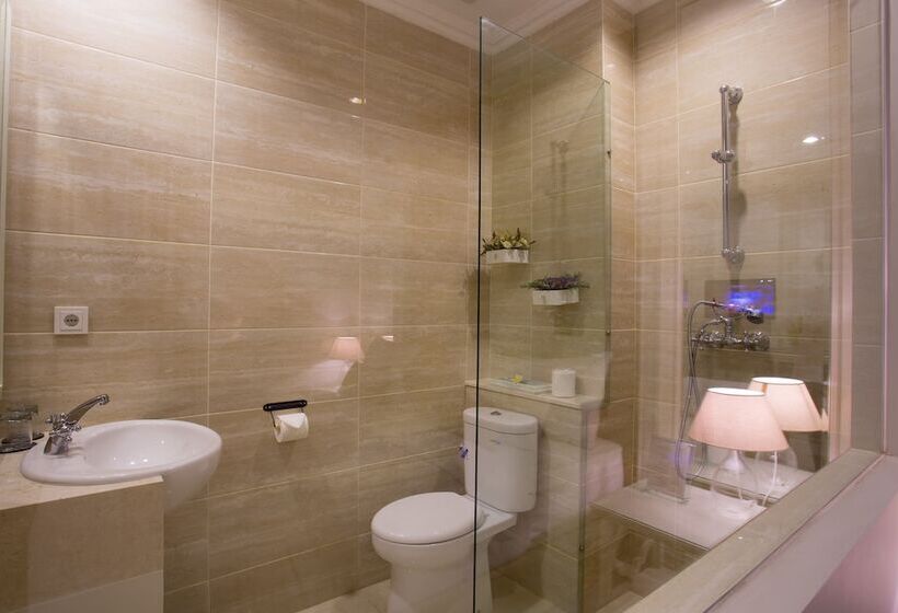 スーペリアールーム, Amalfi Hotel Seminyak