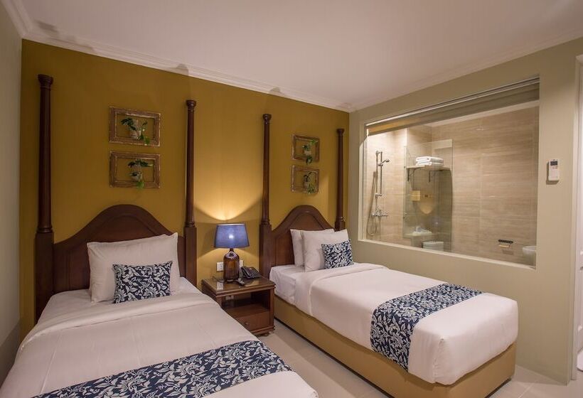 Номер Deluxe с Балконом, Amalfi Hotel Seminyak