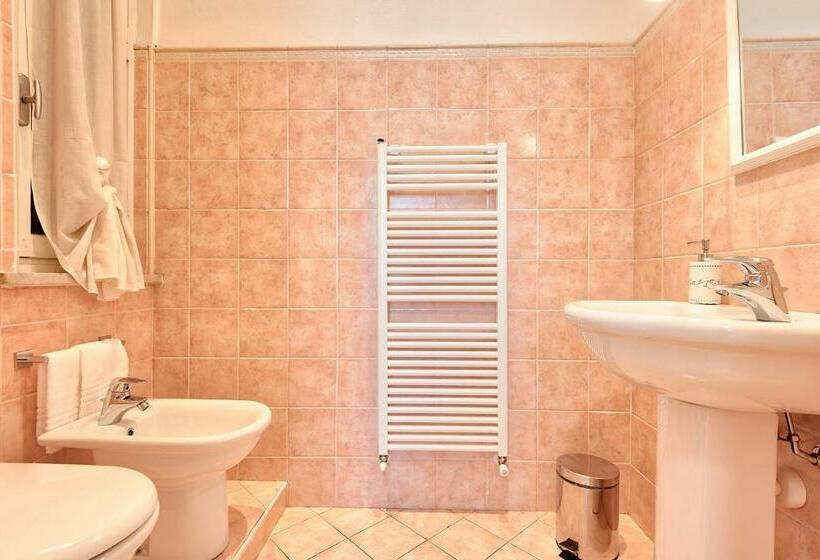 اتاق لوکس خانوادگی, Stay Bergamo