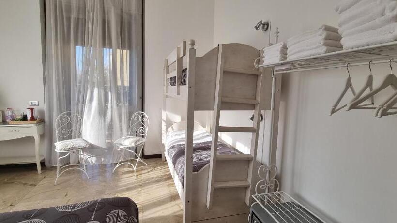 اتاق استاندارد چهار تخته, Stay Bergamo