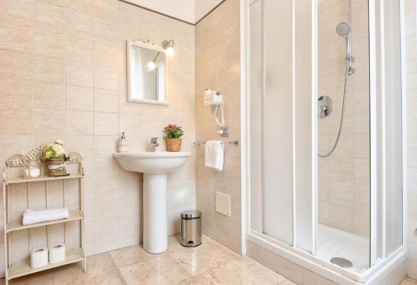 اتاق سوپریور سه تخته, Stay Bergamo