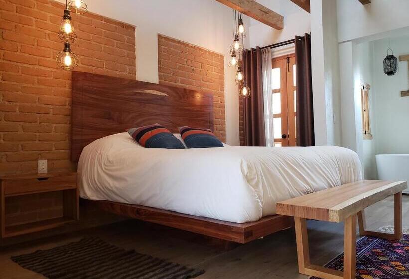 سوئیت با تخت بزرگ, Casa Carmen