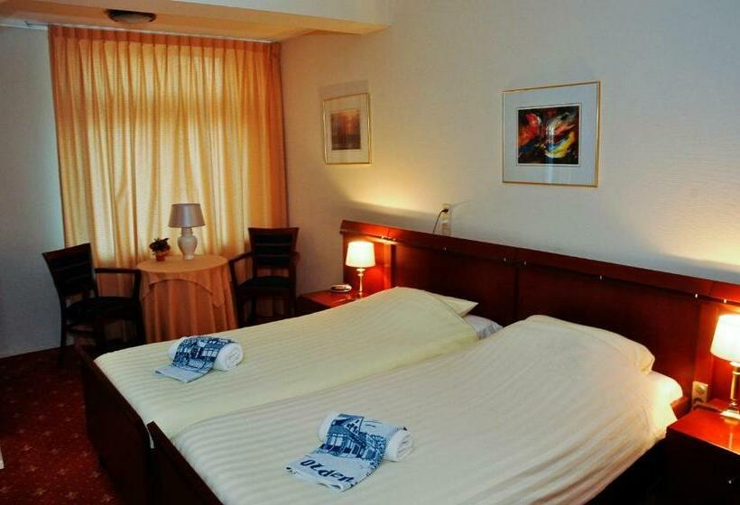 חדר סטנדרט, Het Landhuis