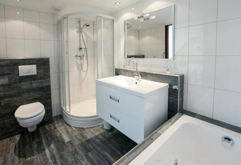 חדר דלוקס, Het Landhuis