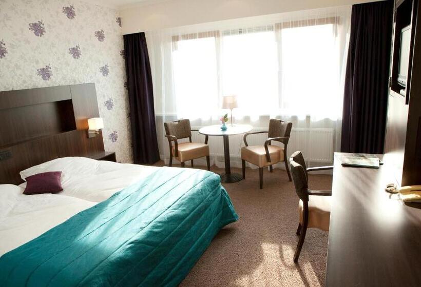 חדר דלוקס, Het Landhuis