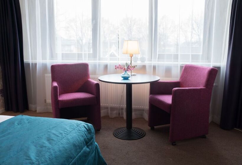 חדר דלוקס, Het Landhuis