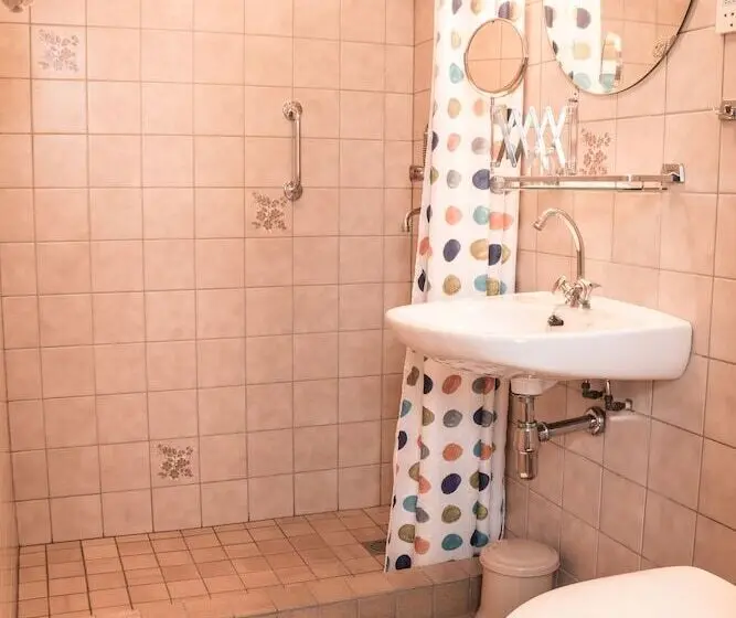 スタンダードシングルルーム, Het Landhuis