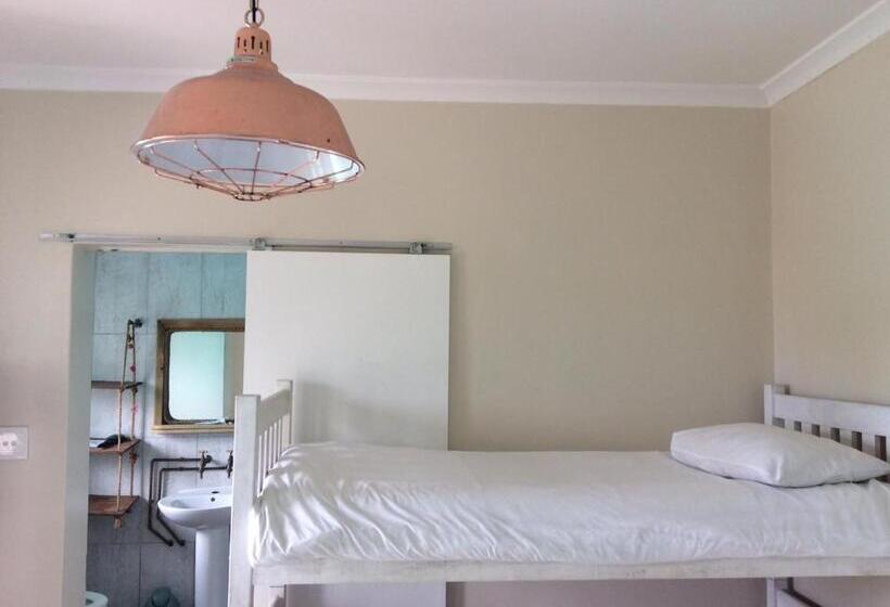 家庭间, Island Vibe Knysna