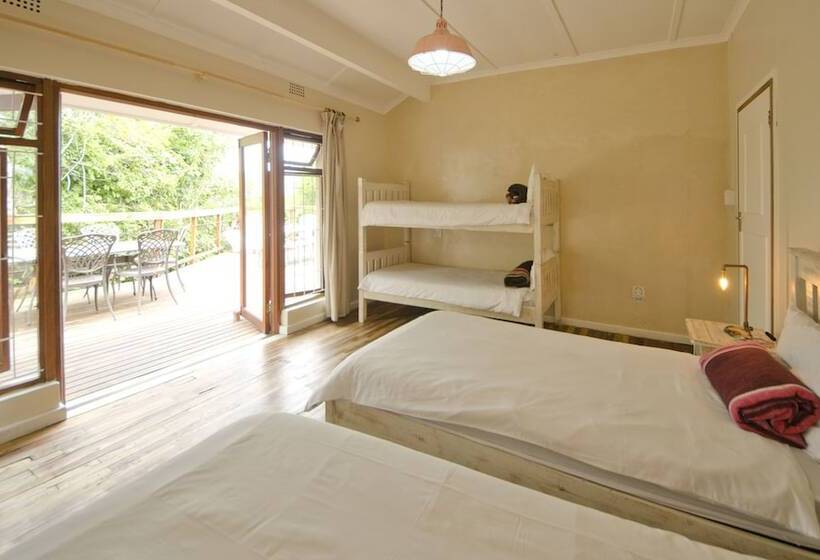 Семейный Номер, Island Vibe Knysna