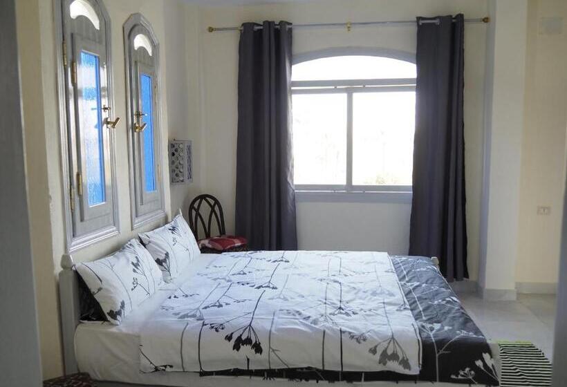 آپارتمان 2 خوابه, Nile Compound