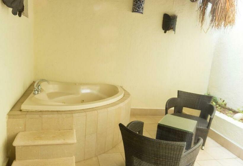 キングサイズベッドのスタンダードルーム, Playa Maya By Mij Beachfront