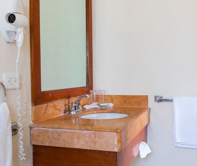 オーシャンビューデラックスルームバルコニー付き, Playa Maya By Mij Beachfront