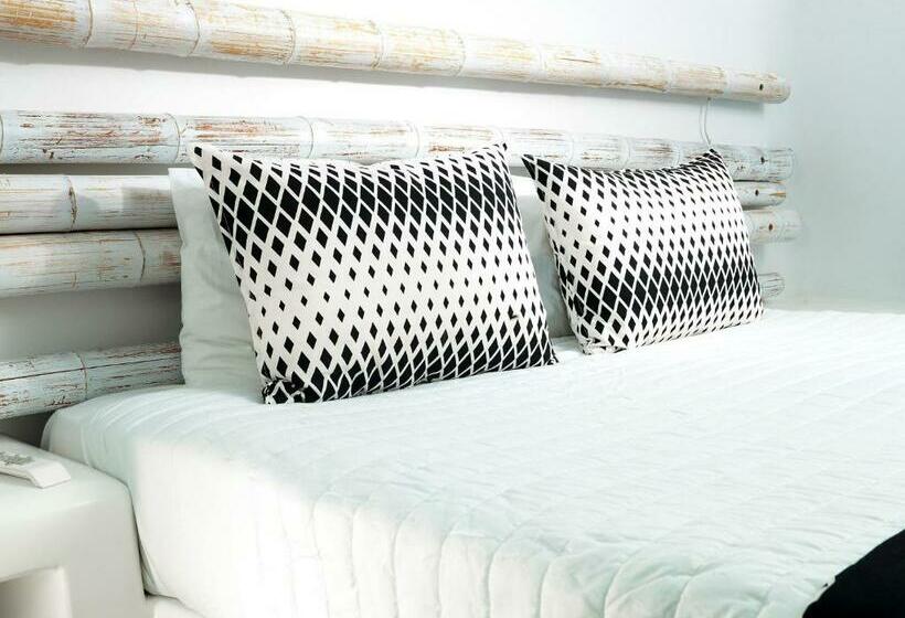 Suite Superior Vista Mar, San Marino Suites By Calm Collection