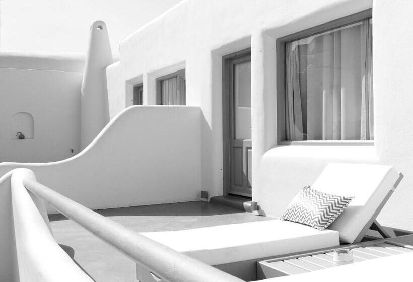 Suite Superior Vista Mar, San Marino Suites By Calm Collection