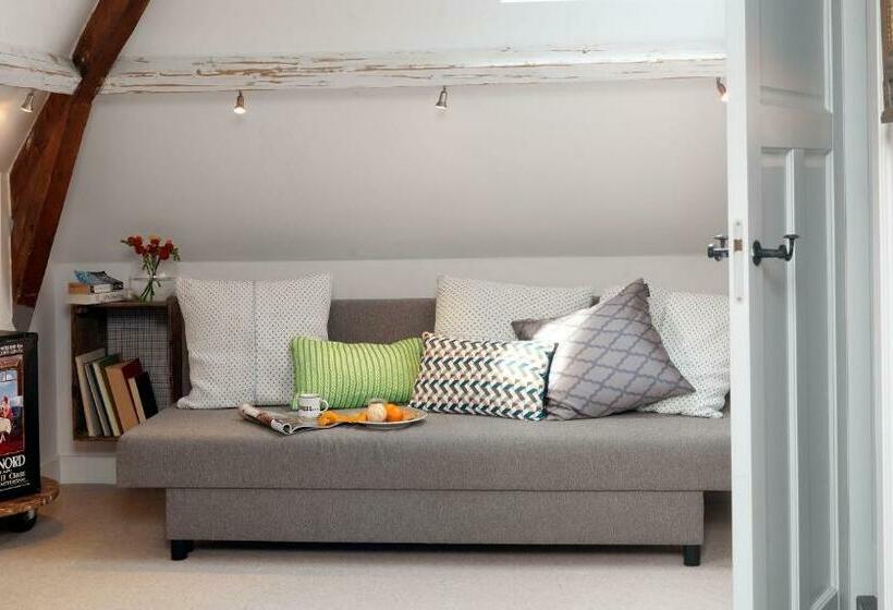 豪华房间, Station Amstelveen