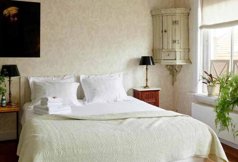 高级大房间, Station Amstelveen