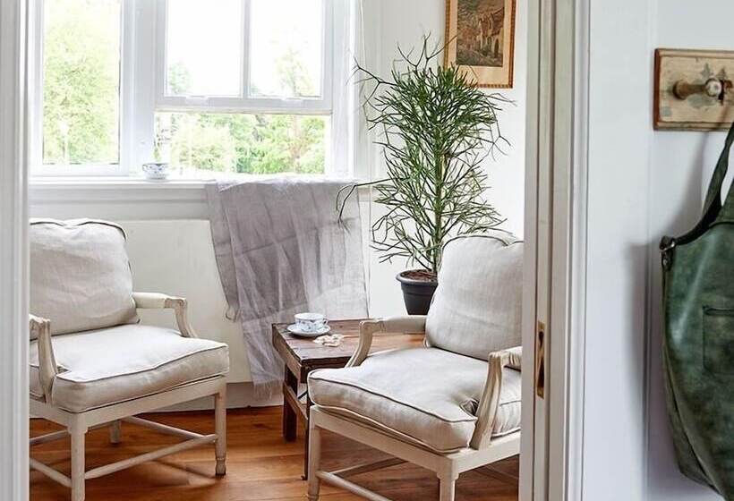 套房, Station Amstelveen