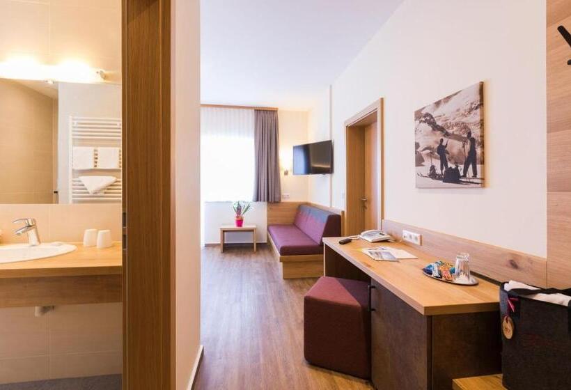 Aile Süiti, Panoramahotel Gürtl