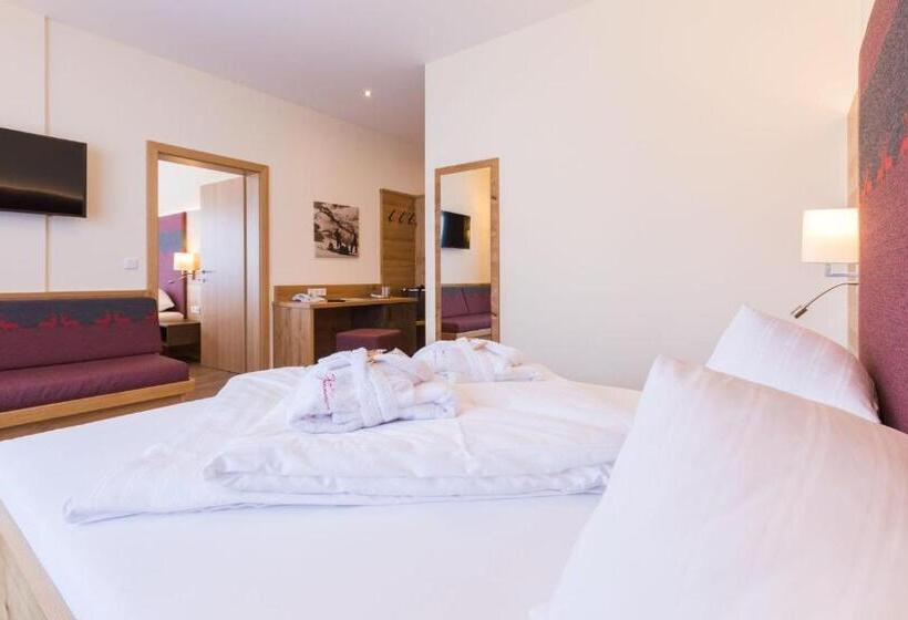 Suite Familiar, Panoramahotel Gürtl
