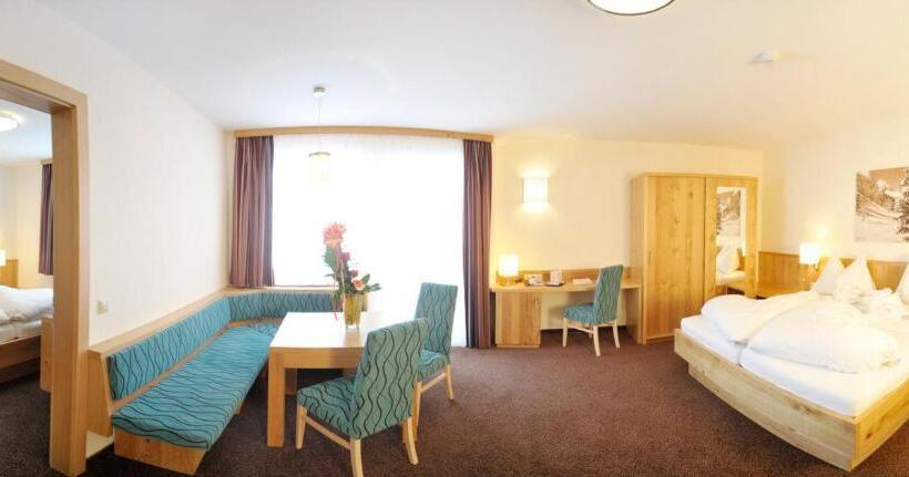 Suite Familiar, Panoramahotel Gürtl