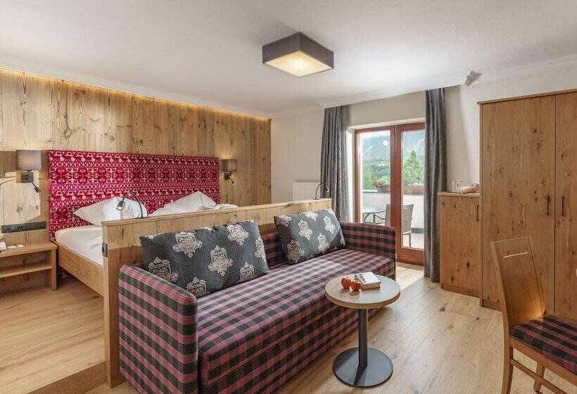 Rahat Oda, Panoramahotel Gürtl