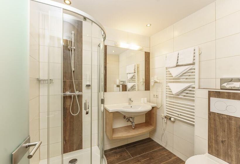 Семейный Номер, Panoramahotel Gürtl