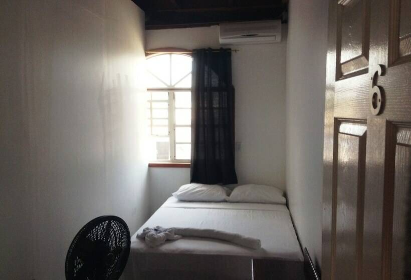 اتاق استاندارد, Amelia Guest House