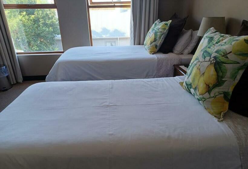 اتاق استاندارد, Karoo Sun Boutique Guest House