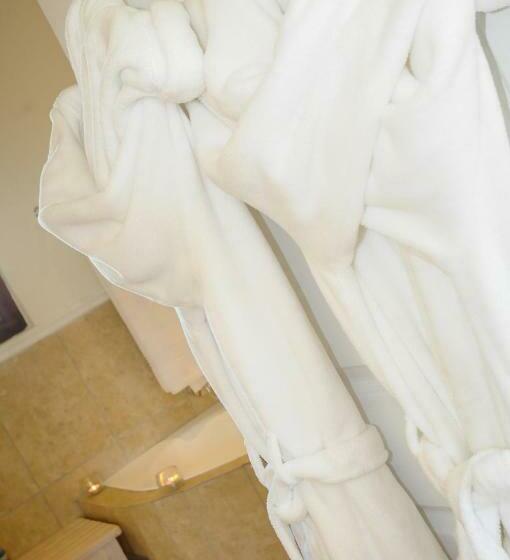 جناح مطلّ علي الجبل, La Vista Lodge