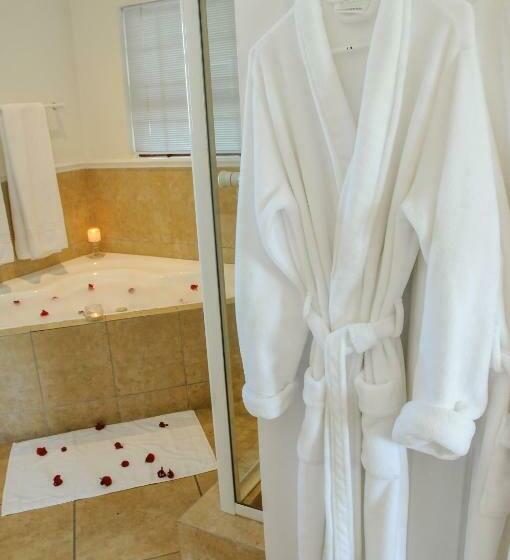 جناح مطلّ علي الجبل, La Vista Lodge