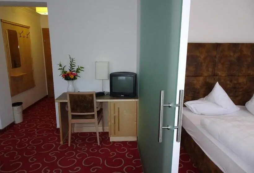 Sviitti, Alpenhotel Landhaus Küchl