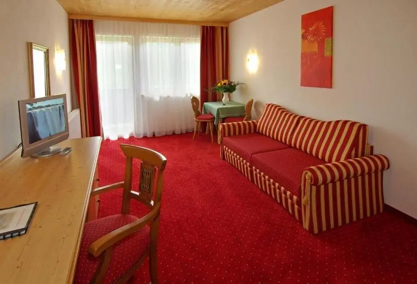 Perhesviitti, Alpenhotel Landhaus Küchl