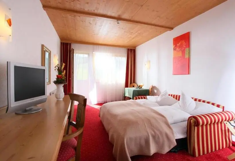 Perhesviitti, Alpenhotel Landhaus Küchl