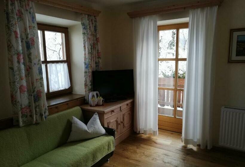 ファミリールーム, Haus Binderschuster