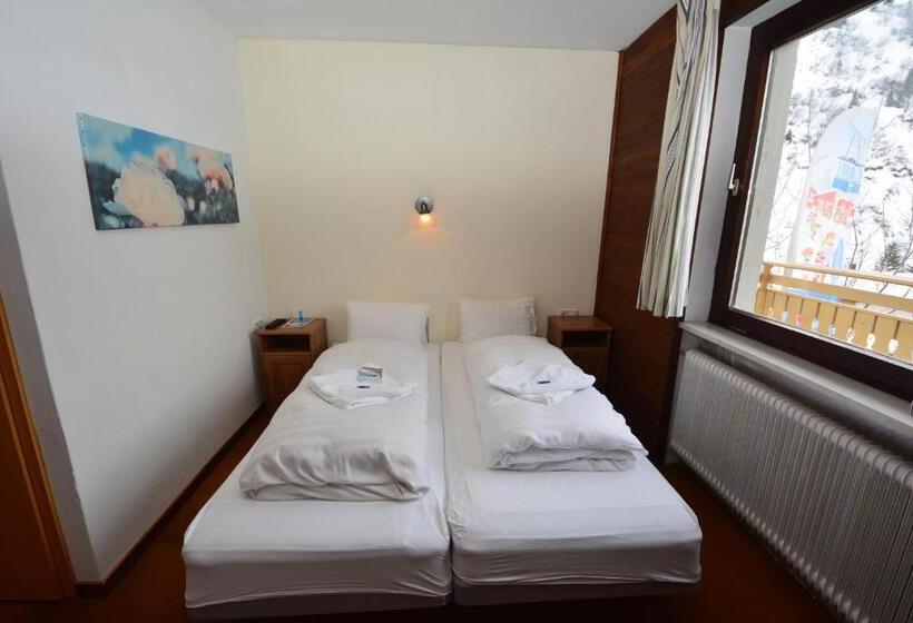 اتاق استاندارد سه نفره, Haus Lattacher By Châtel Reizen