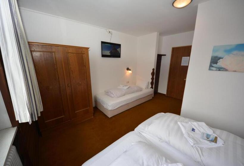 اتاق استاندارد سه نفره, Haus Lattacher By Châtel Reizen