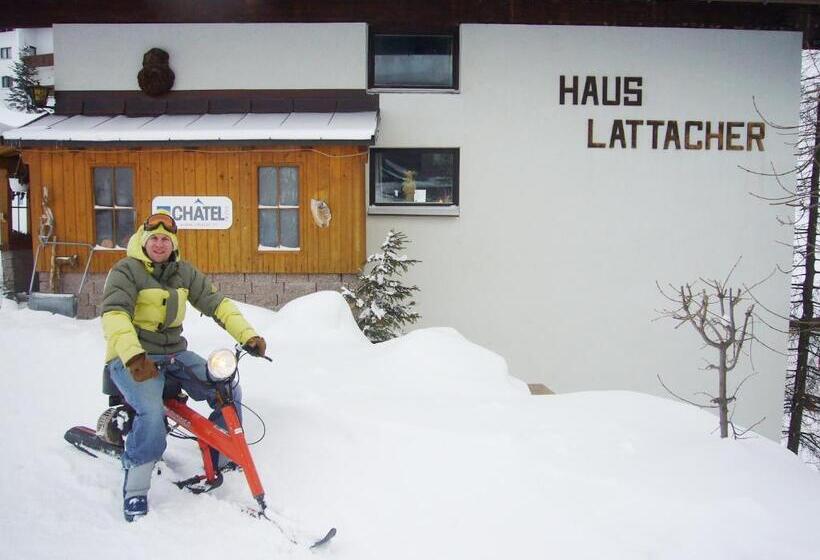 کلبه ییلاقی, Haus Lattacher By Châtel Reizen
