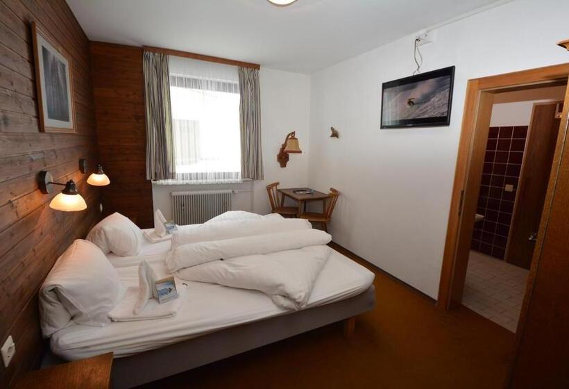 کلبه ییلاقی, Haus Lattacher By Châtel Reizen