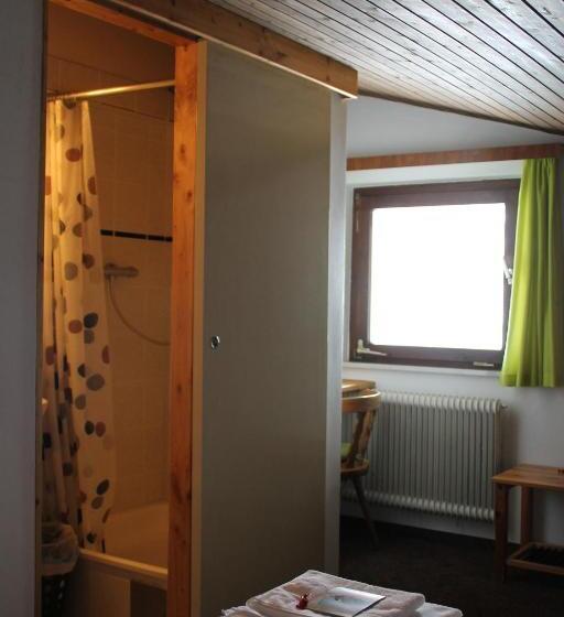 کلبه ییلاقی, Haus Lattacher By Châtel Reizen