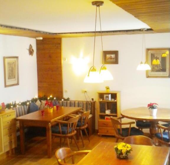 کلبه ییلاقی, Haus Lattacher By Châtel Reizen