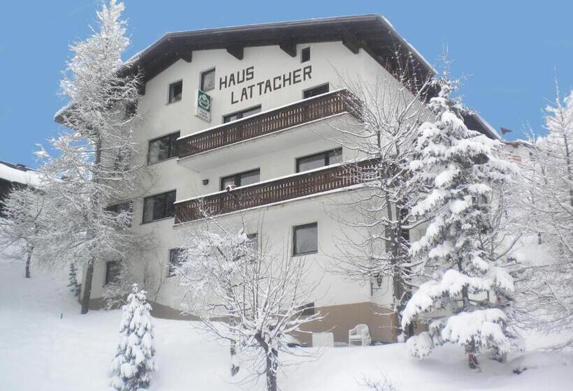 کلبه ییلاقی, Haus Lattacher By Châtel Reizen