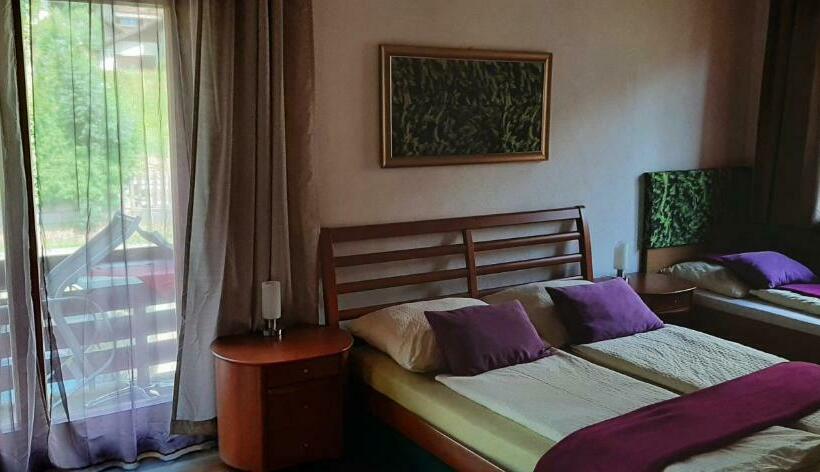 トリプルクラシックルーム, Haus Sieben Singer Lydia