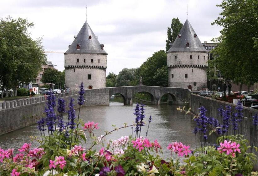 חדר סטנדרט, Les Chambres d'Elza